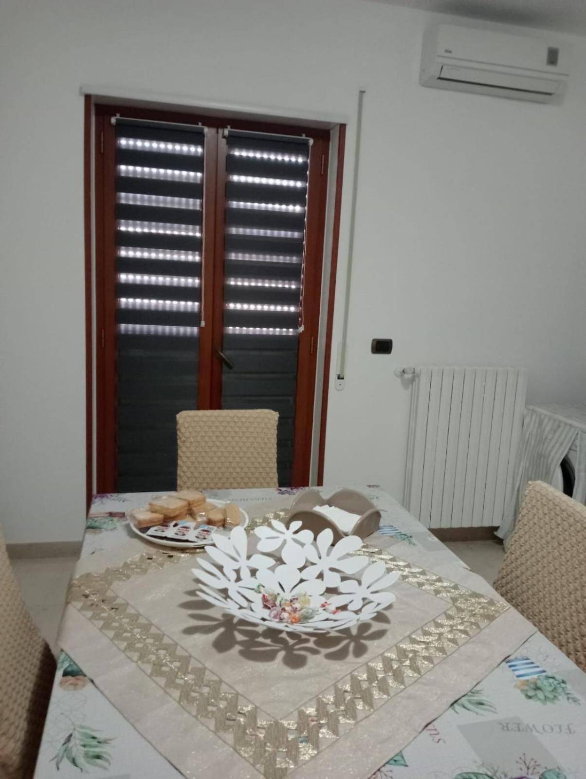Casa Vacanza Luna2 Palagiano Εξωτερικό φωτογραφία